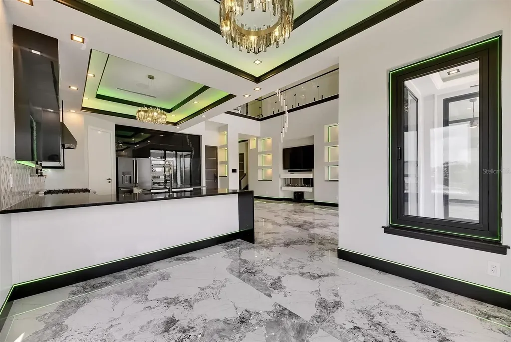 6526 Simone Shores Circle Apollo Beach FL 33572