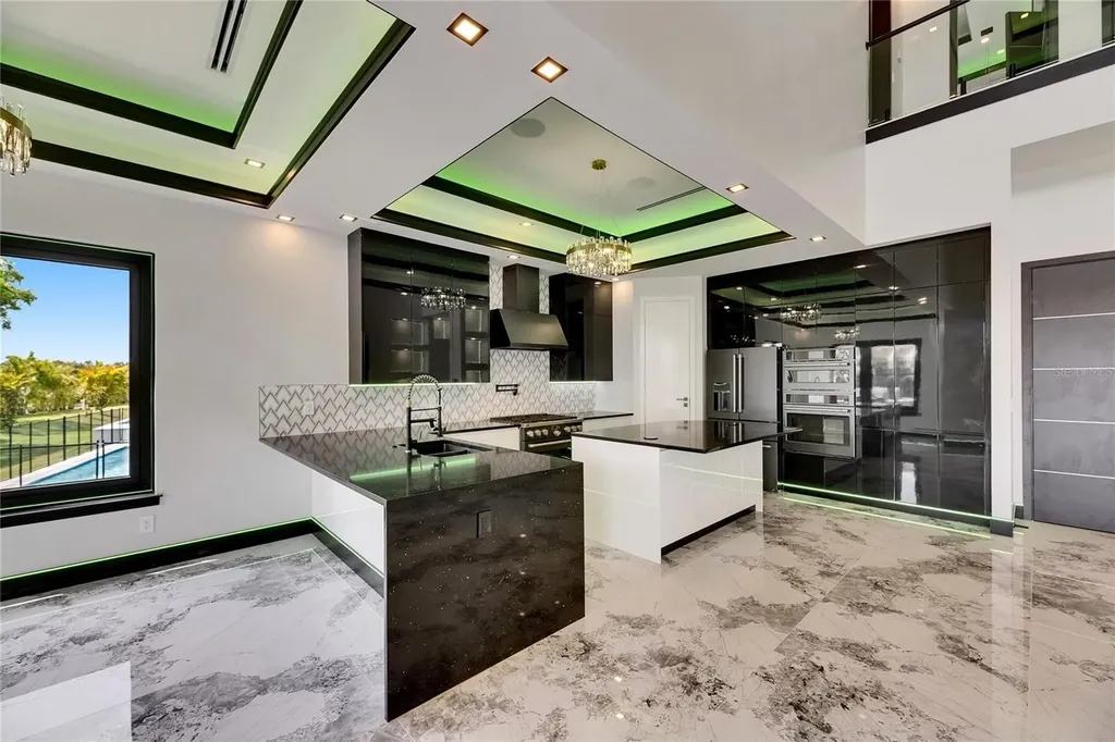 6526 Simone Shores Circle Apollo Beach FL 33572