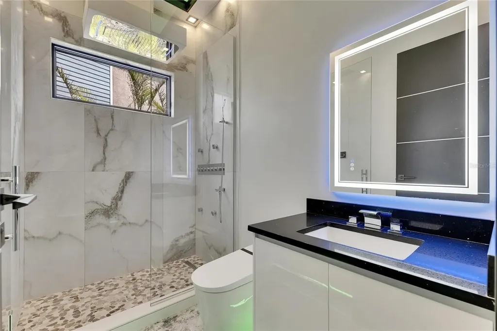 6526 Simone Shores Circle Apollo Beach FL 33572