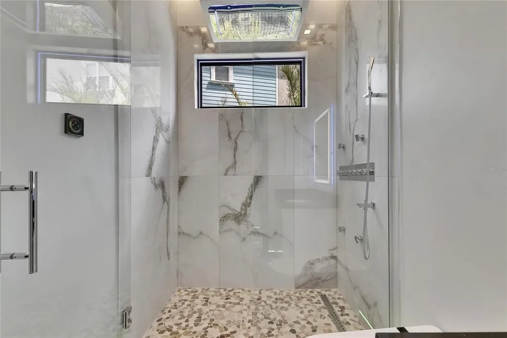 6526 Simone Shores Circle Apollo Beach FL 33572