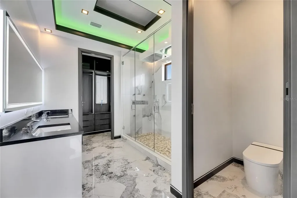 6526 Simone Shores Circle Apollo Beach FL 33572