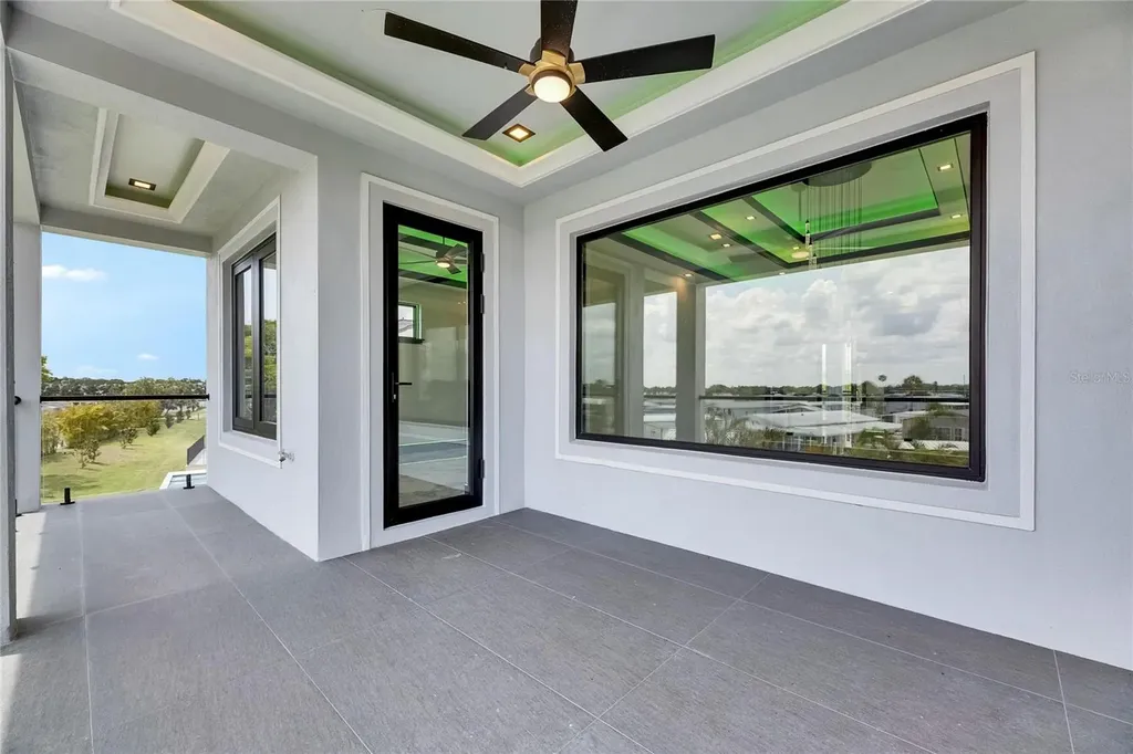 6526 Simone Shores Circle Apollo Beach FL 33572