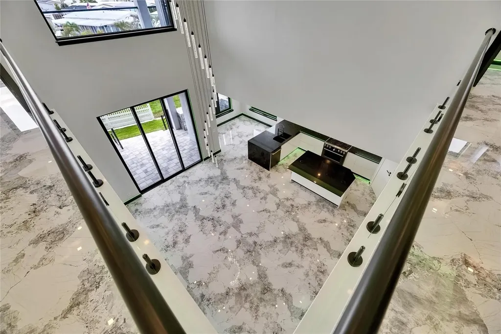 6526 Simone Shores Circle Apollo Beach FL 33572