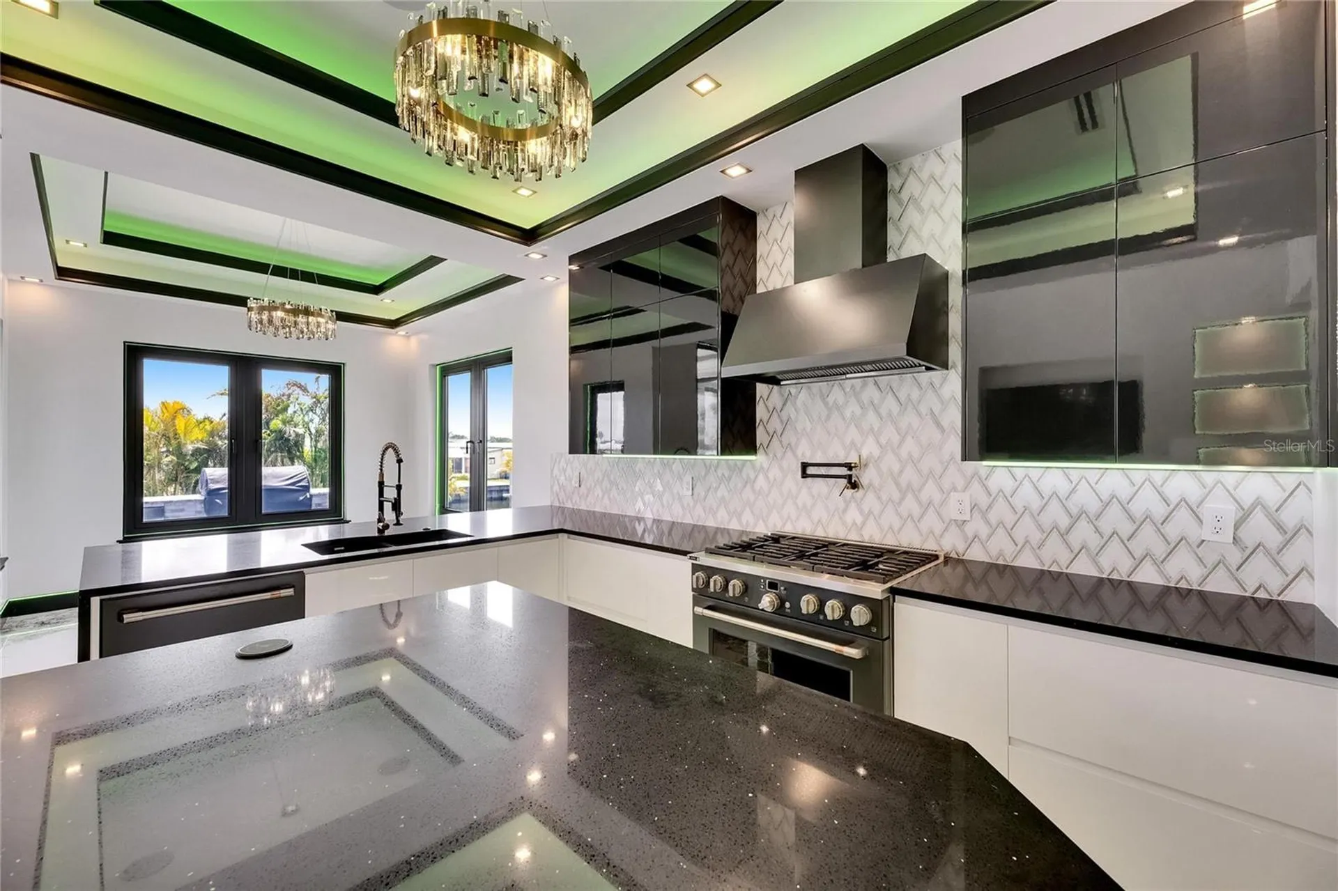 6526 Simone Shores Circle Apollo Beach FL 33572