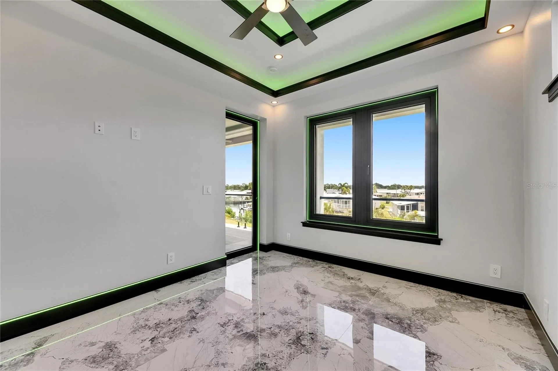 6526 Simone Shores Circle Apollo Beach FL 33572