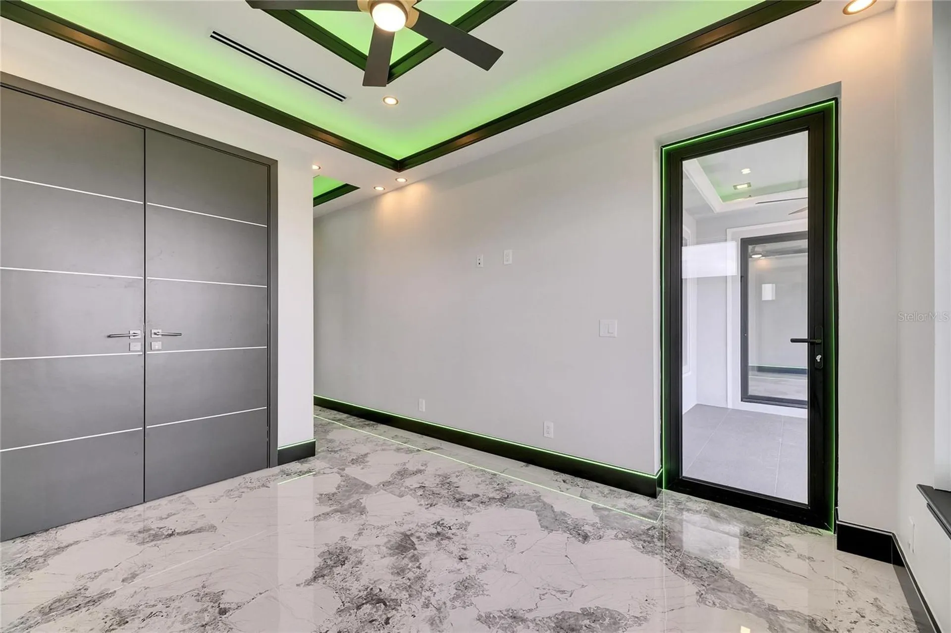 6526 Simone Shores Circle Apollo Beach FL 33572