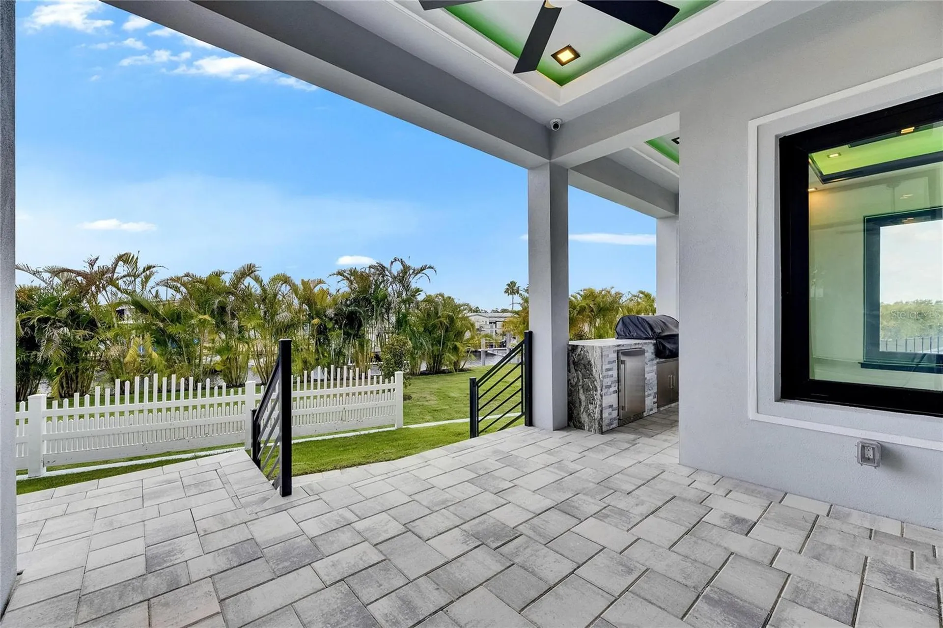 6526 Simone Shores Circle Apollo Beach FL 33572