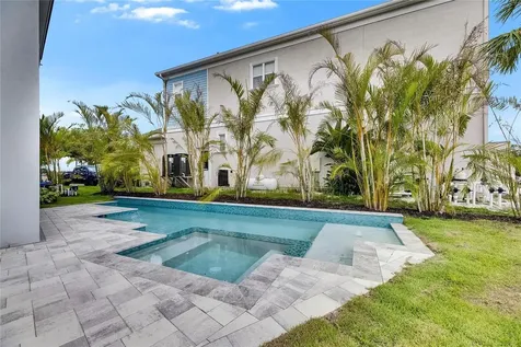 6526 Simone Shores Circle Apollo Beach FL 33572
