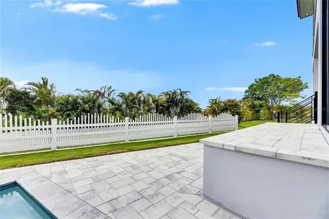 6526 Simone Shores Circle Apollo Beach FL 33572