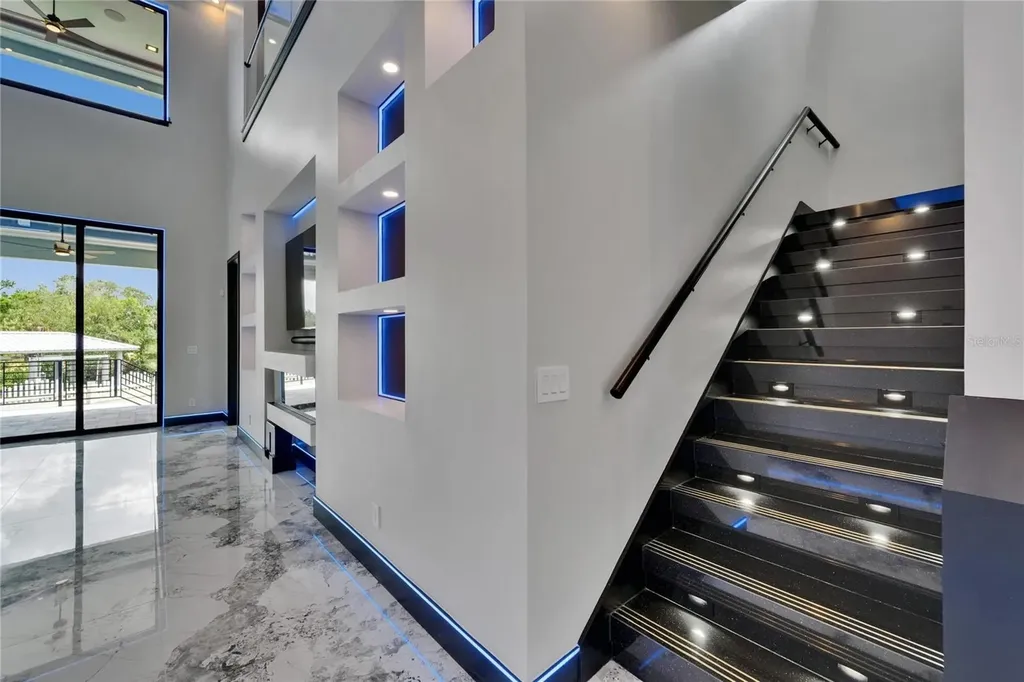 6520 Simone Shores Circle Apollo Beach FL 33572