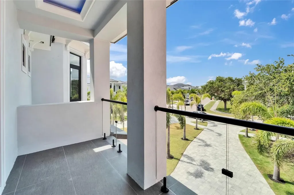 6520 Simone Shores Circle Apollo Beach FL 33572