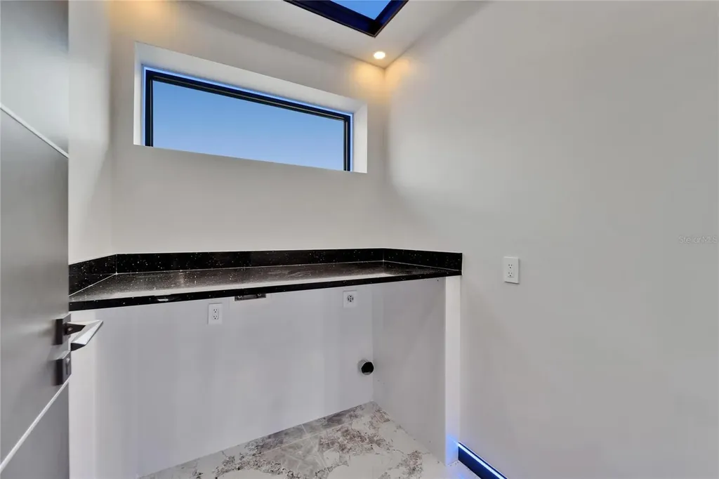 6520 Simone Shores Circle Apollo Beach FL 33572