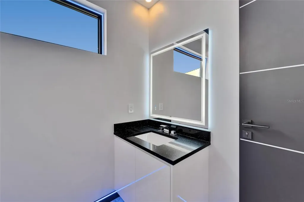 6520 Simone Shores Circle Apollo Beach FL 33572