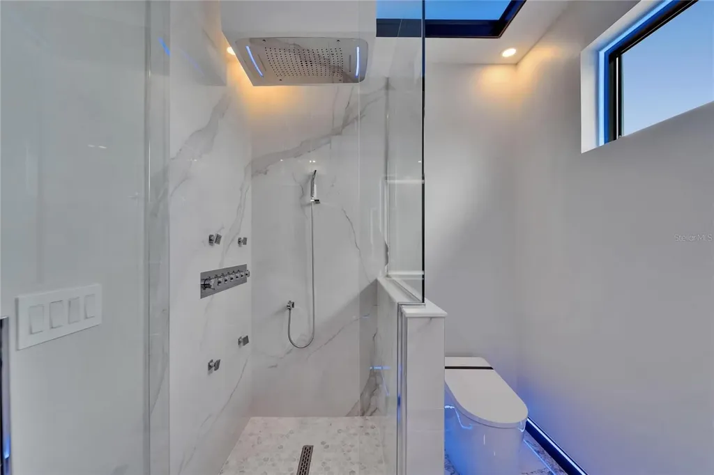 6520 Simone Shores Circle Apollo Beach FL 33572