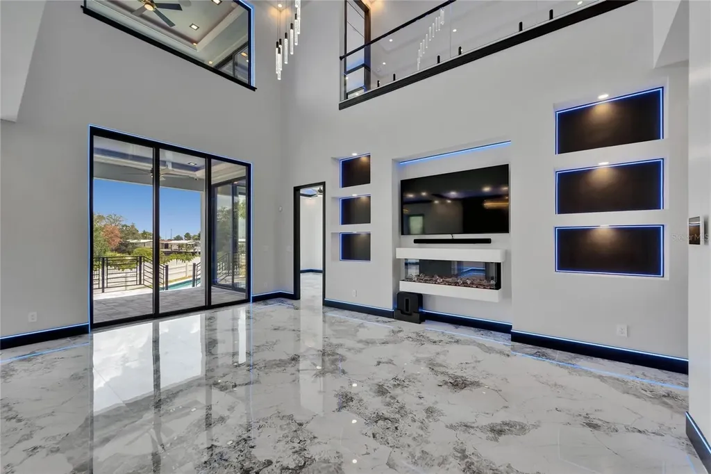 6520 Simone Shores Circle Apollo Beach FL 33572