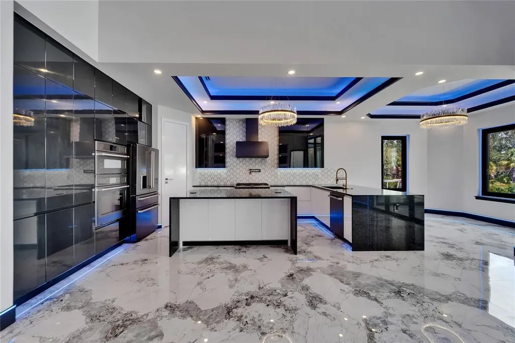 6520 Simone Shores Circle Apollo Beach FL 33572