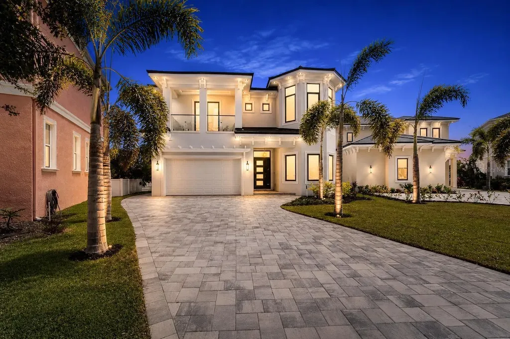 6520 Simone Shores Circle Apollo Beach FL 33572