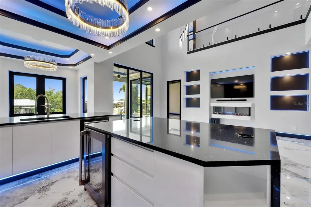 6520 Simone Shores Circle Apollo Beach FL 33572