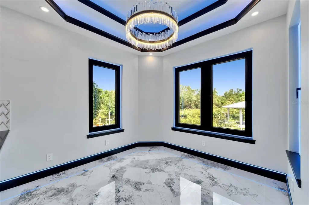 6520 Simone Shores Circle Apollo Beach FL 33572