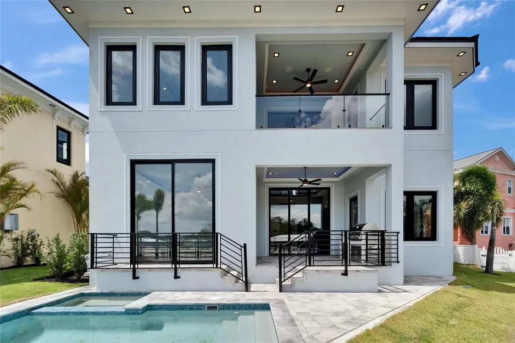 6520 Simone Shores Circle Apollo Beach FL 33572