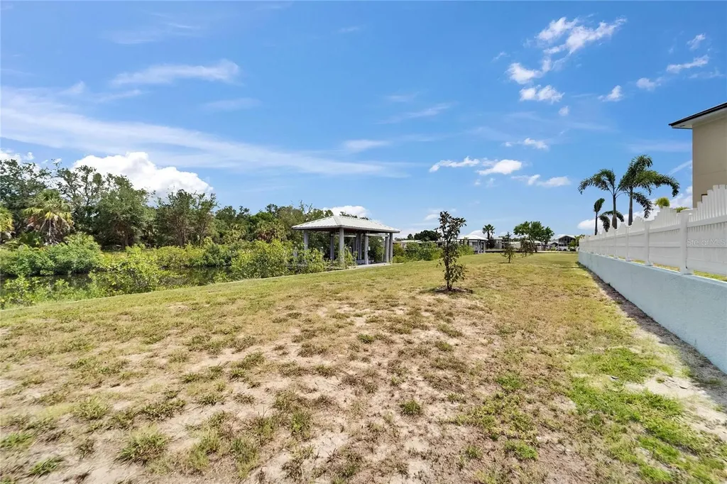 6520 Simone Shores Circle Apollo Beach FL 33572