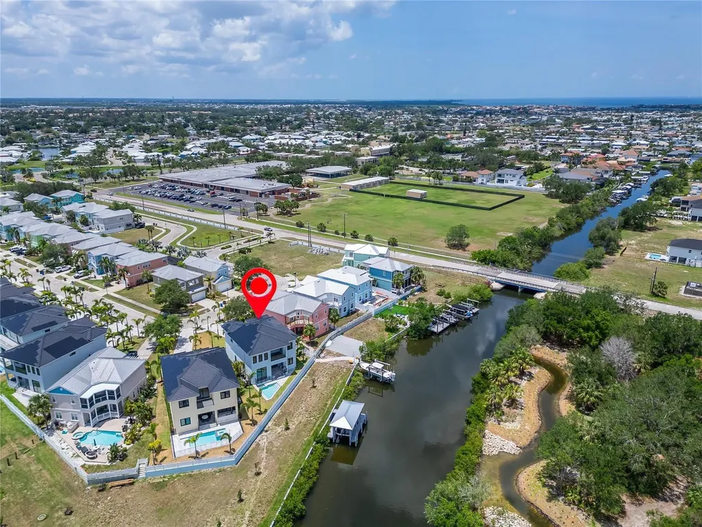 6520 Simone Shores Circle Apollo Beach FL 33572