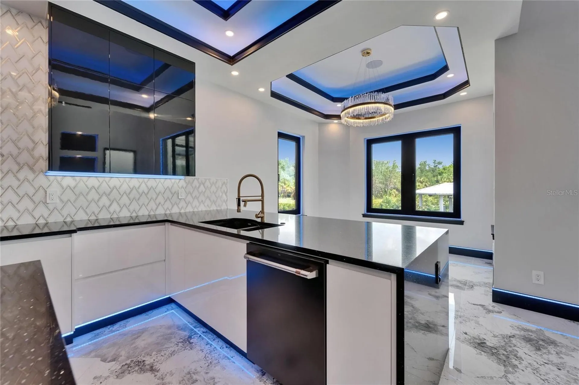 6520 Simone Shores Circle Apollo Beach FL 33572