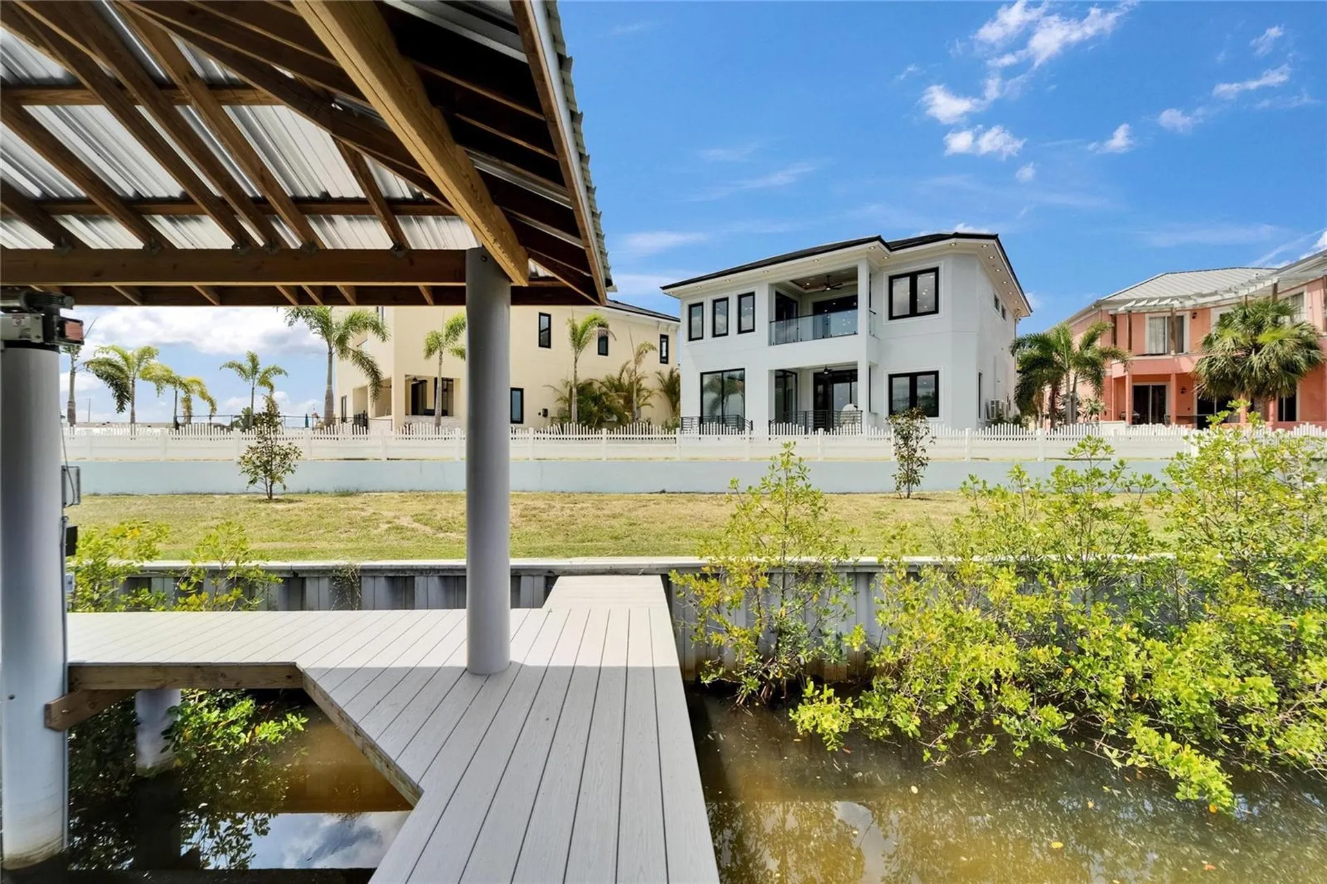 6520 Simone Shores Circle Apollo Beach FL 33572