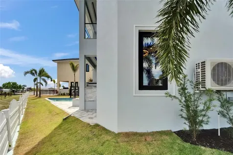 6520 Simone Shores Circle Apollo Beach FL 33572