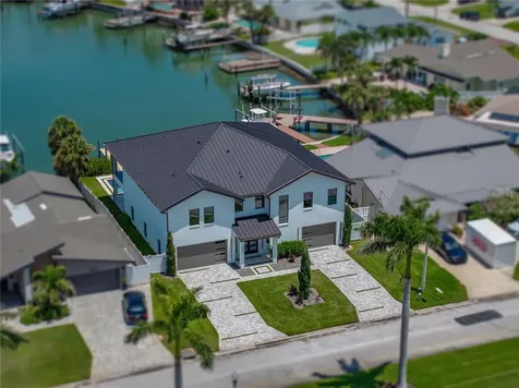 1037 79th Street S St Petersburg FL 33707
