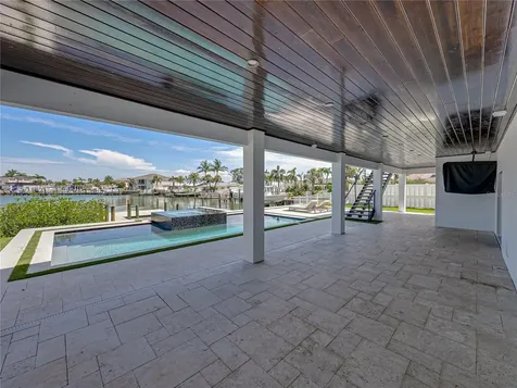 1037 79th Street S St Petersburg FL 33707
