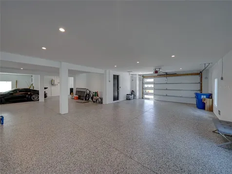 1037 79th Street S St Petersburg FL 33707
