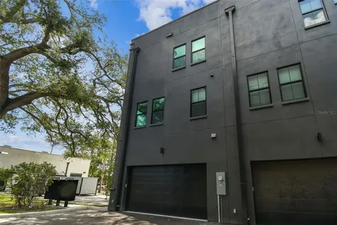 1218 E Kay Street Tampa FL 33602