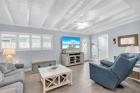 8 Sadowski Causeway Key Colony Beach FL 33051