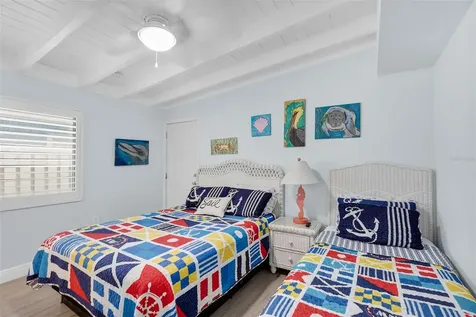 8 Sadowski Causeway Key Colony Beach FL 33051