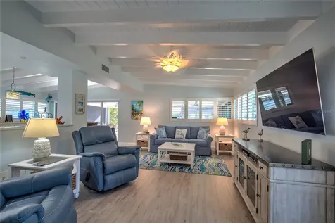 8 Sadowski Causeway Key Colony Beach FL 33051