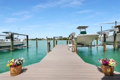 8 Sadowski Causeway Key Colony Beach FL 33051