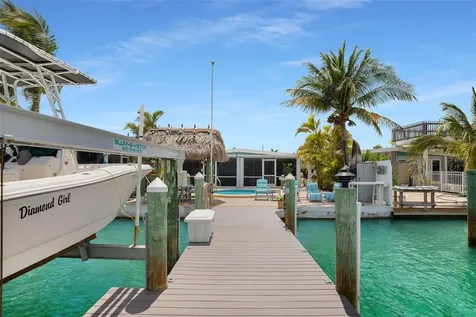 8 Sadowski Causeway Key Colony Beach FL 33051