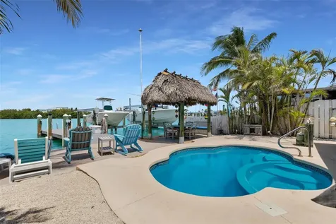 8 Sadowski Causeway Key Colony Beach FL 33051