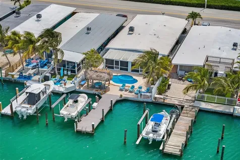 8 Sadowski Causeway Key Colony Beach FL 33051