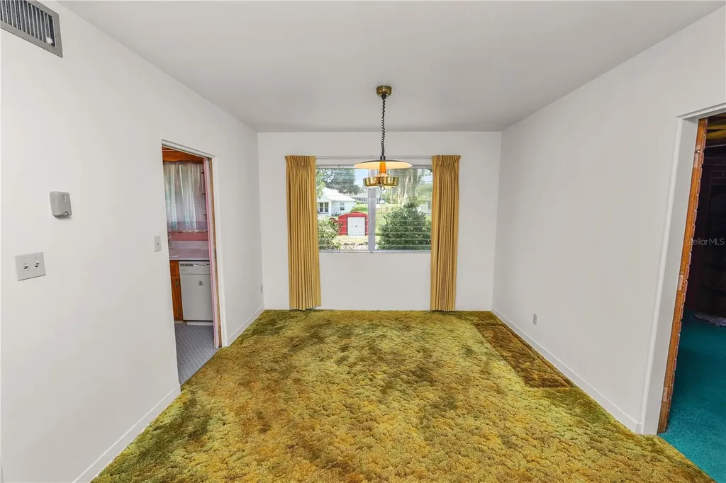 111 E Orange Street Davenport FL 33837