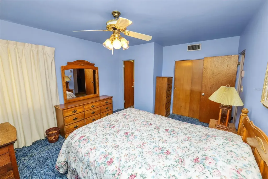 111 E Orange Street Davenport FL 33837