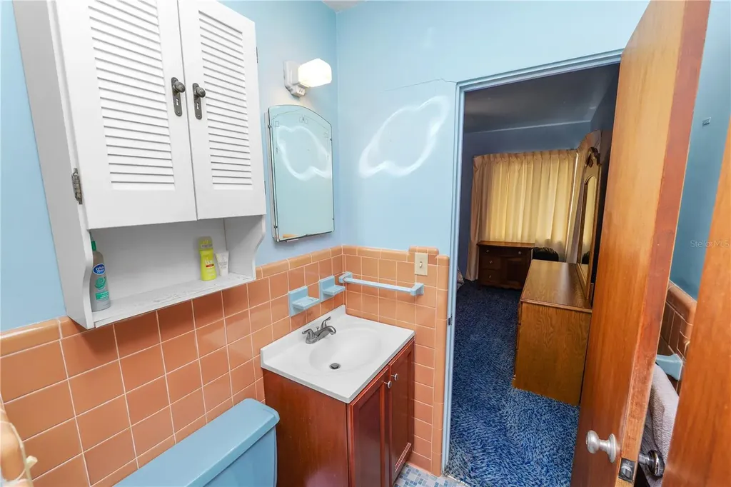 111 E Orange Street Davenport FL 33837