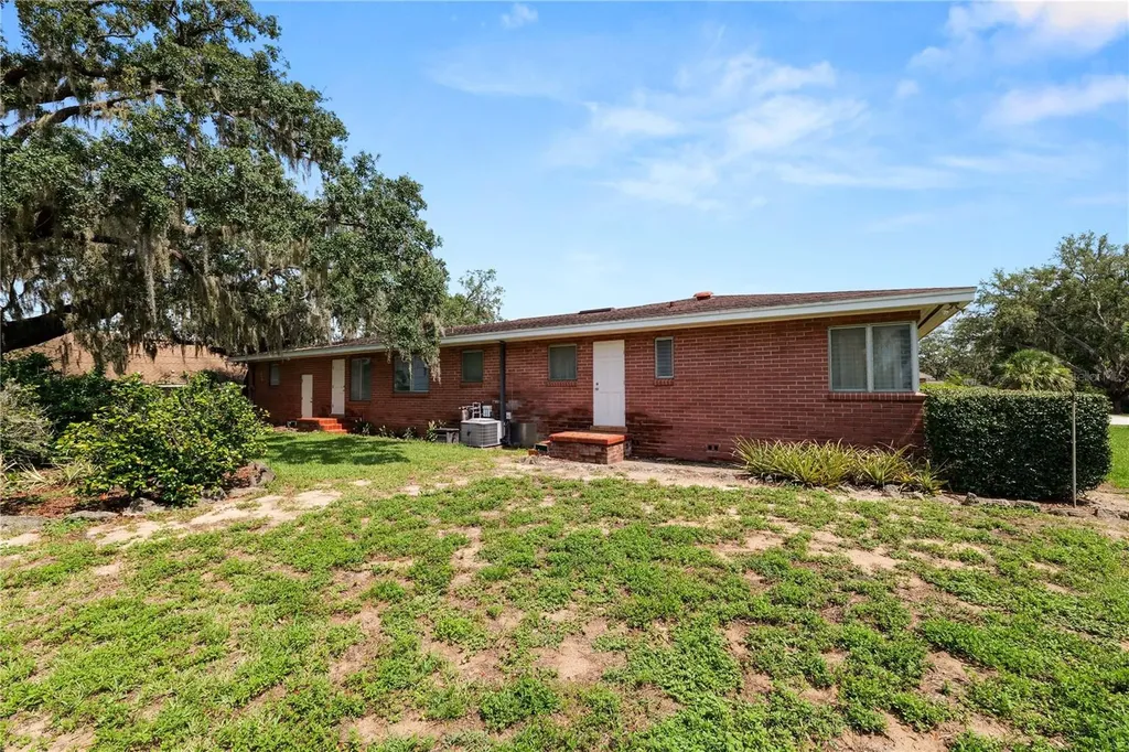 111 E Orange Street Davenport FL 33837