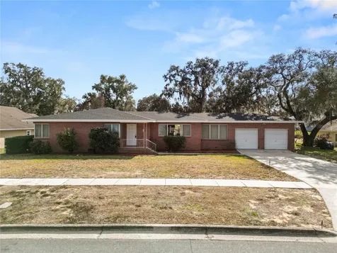 111 E Orange Street Davenport FL 33837