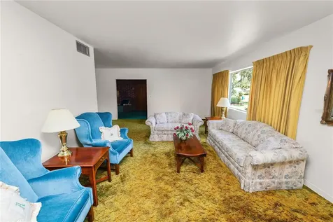111 E Orange Street Davenport FL 33837