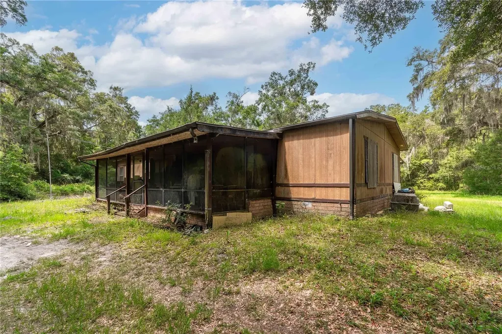 13586 N Us Highway 27 Ocala FL 34482