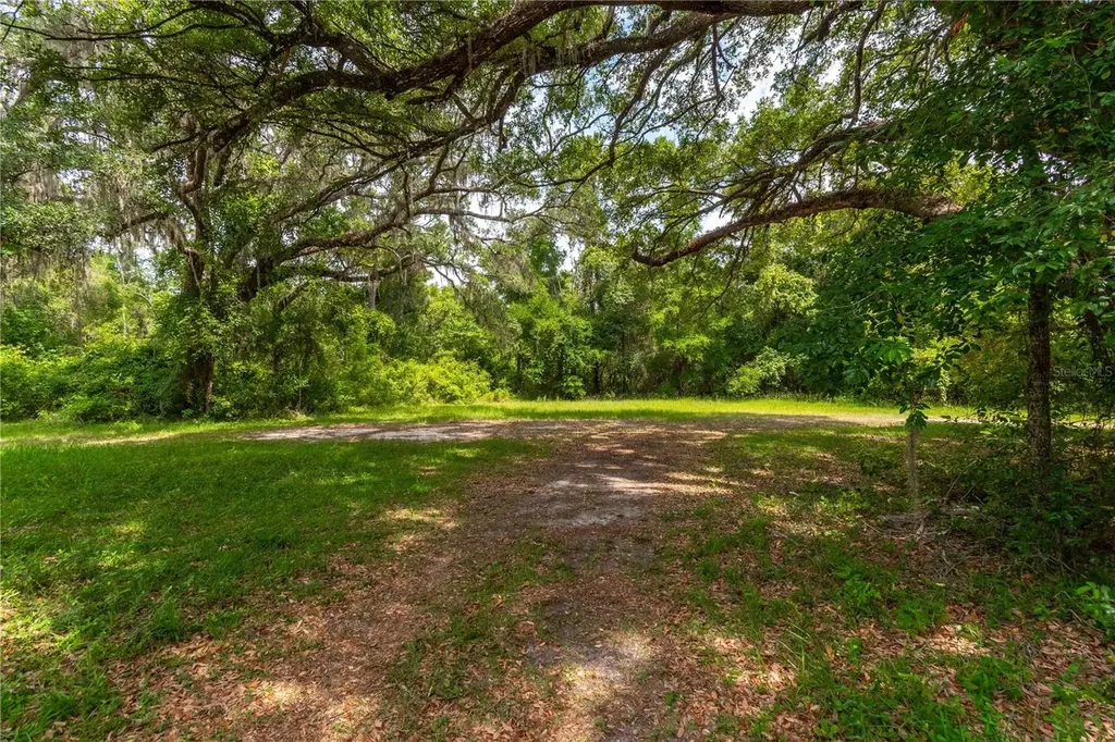 13586 N Us Highway 27 Ocala FL 34482