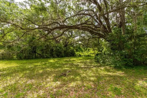 13586 N Us Highway 27 Ocala FL 34482