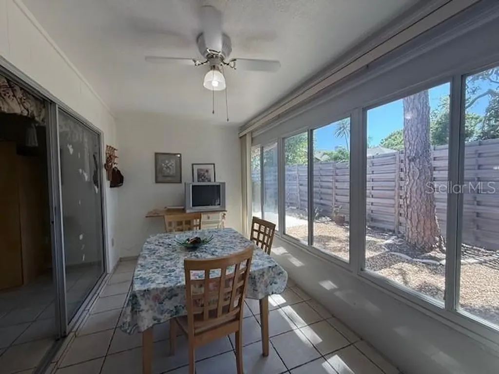 2664 Woodgate Lane Sarasota FL 34231